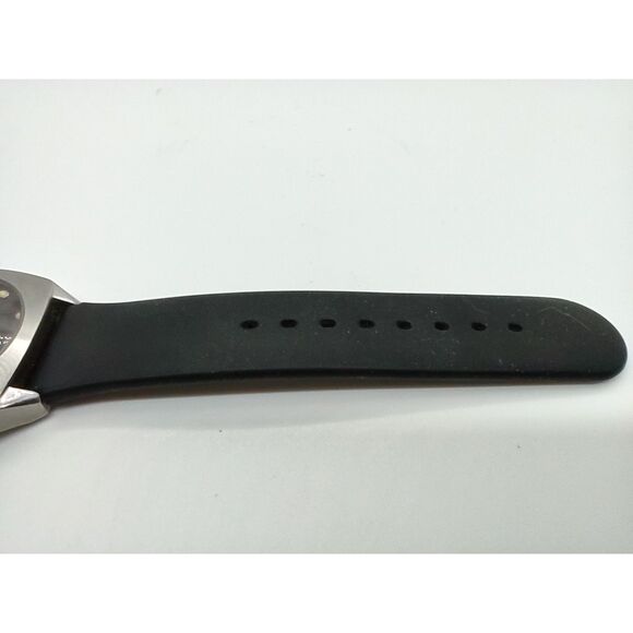 Dakota Steel Rock Solid Time Vintage Date Watch - Picture 10 of 13